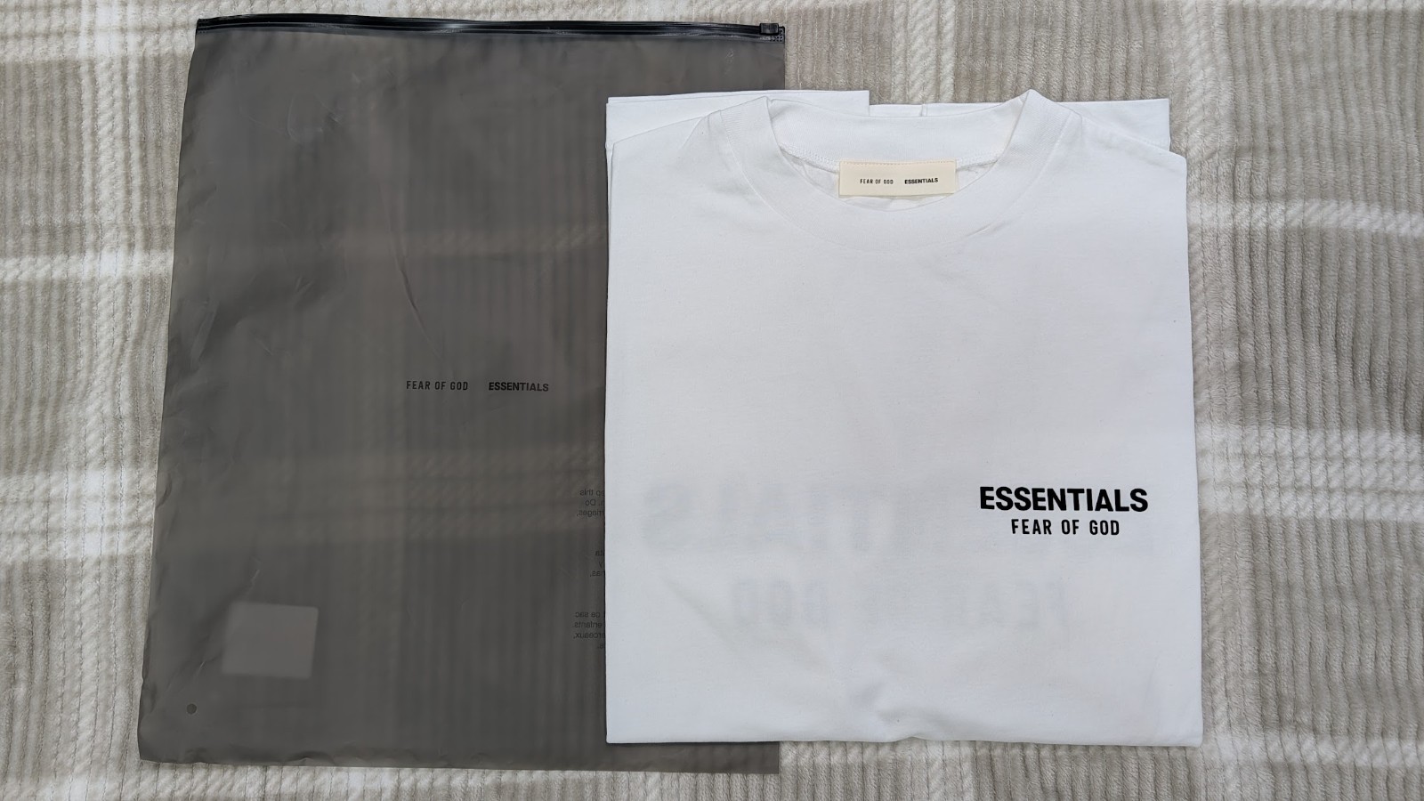Fear of God Essentials Classic Tee 'Bright White' S Size Oversized T-Shirt NWT gallery