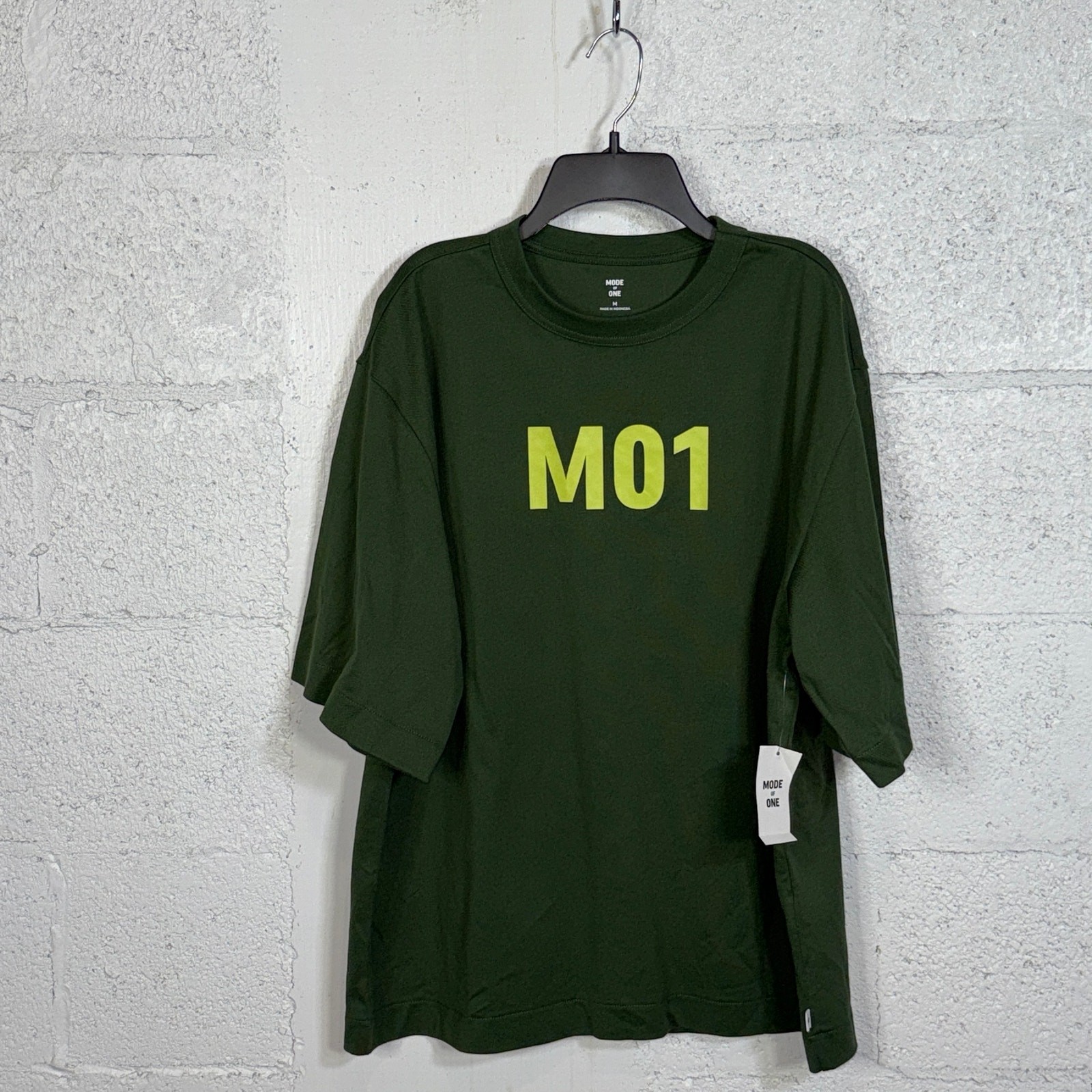 Mode of One Men’s Relaxed-Fit MO1 T-Shirt, green Medium $55