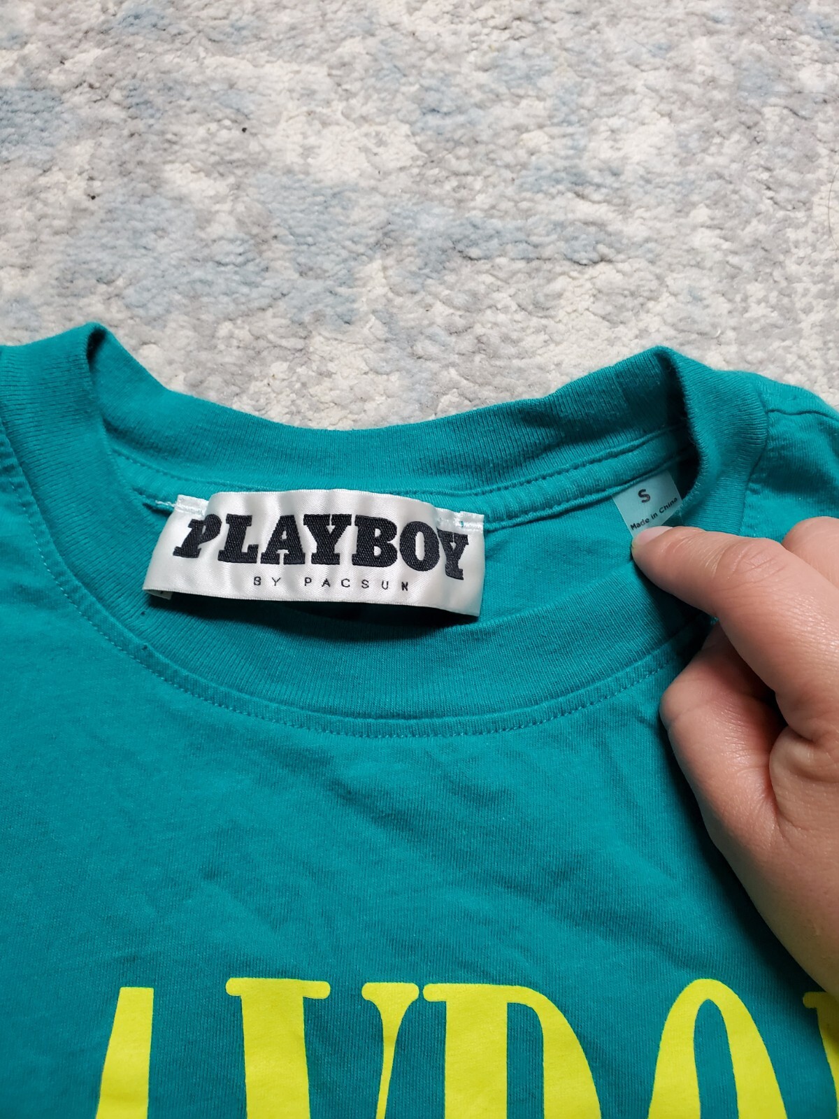 Playboy Pacsun Heat Wave T Shirt Teal Yellow Wavy Print Spell Out Size small gallery