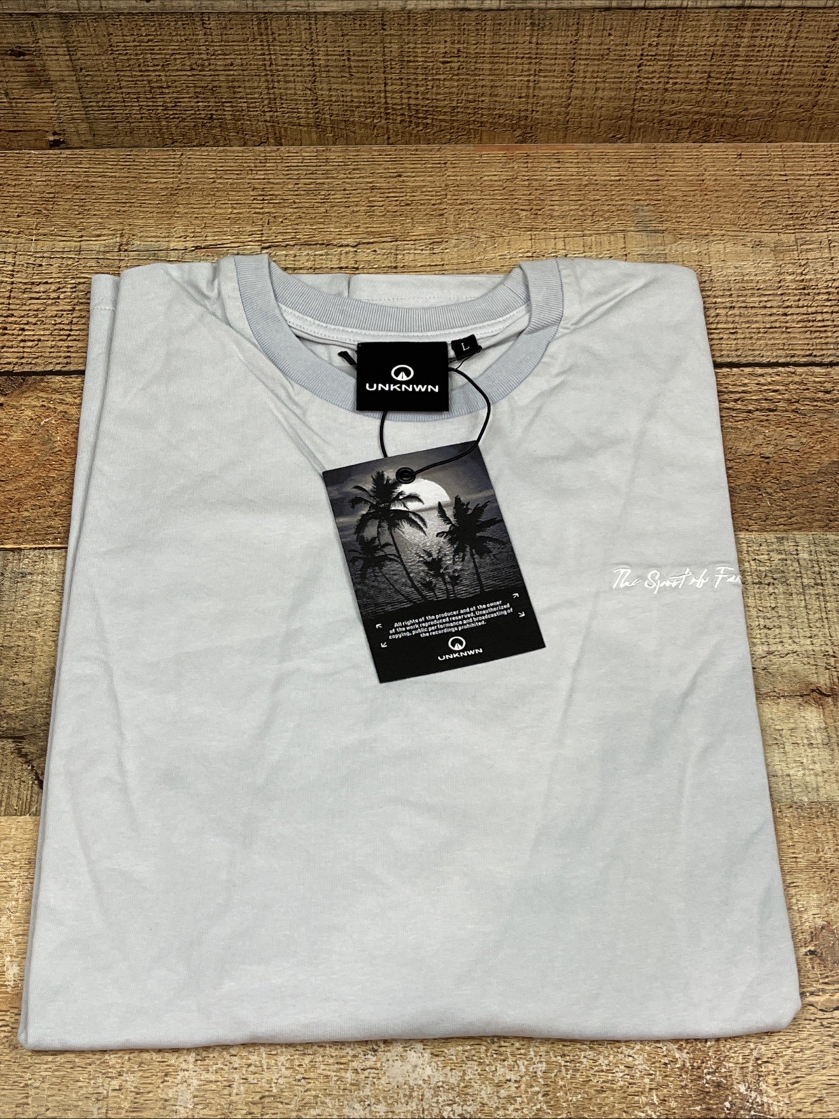 Unknwn T-Shirt Light Blue Short Sleeve Size Large ￼ gallery