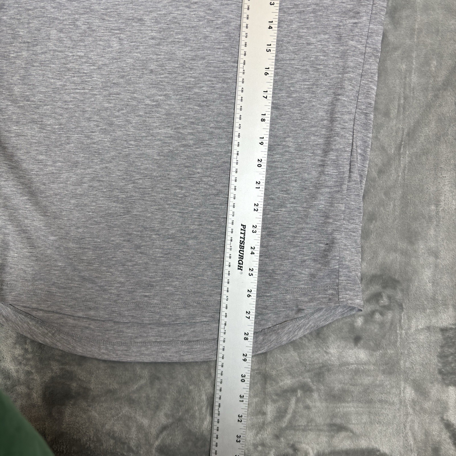 Municipal Sport Utility Gear T-Shirt Mens L Gray Stretch Performance Workout gallery
