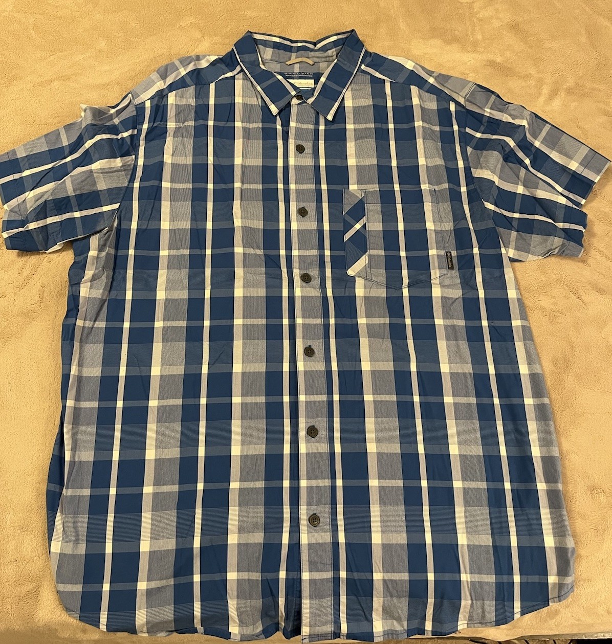 Men’s XXL Columbia Onmi-Wick Blue Button Down Short Sleeve Shirt (F2)