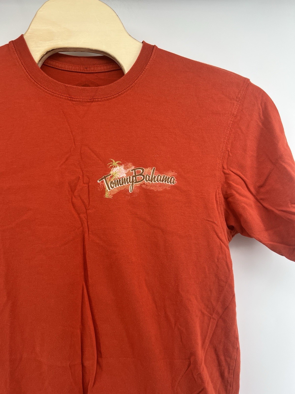 Tommy Bahama Large T Shirt Luxury Reel Estate Orange Graphic Fishing Marlin S/S gallery