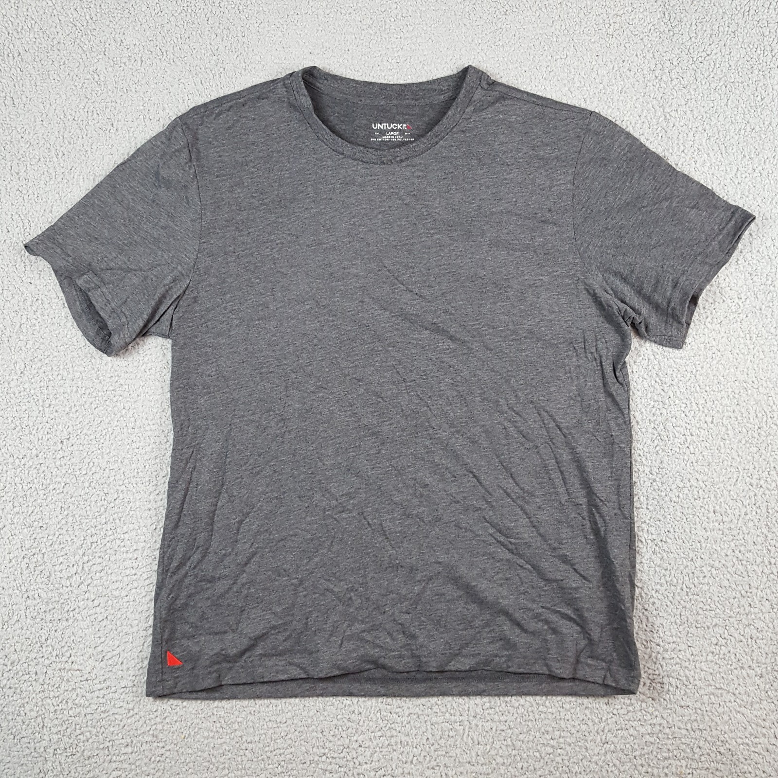 UNTUCKit Gray Breathable Lightweight Size L Moisture Wicking Athletic T Shirt gallery