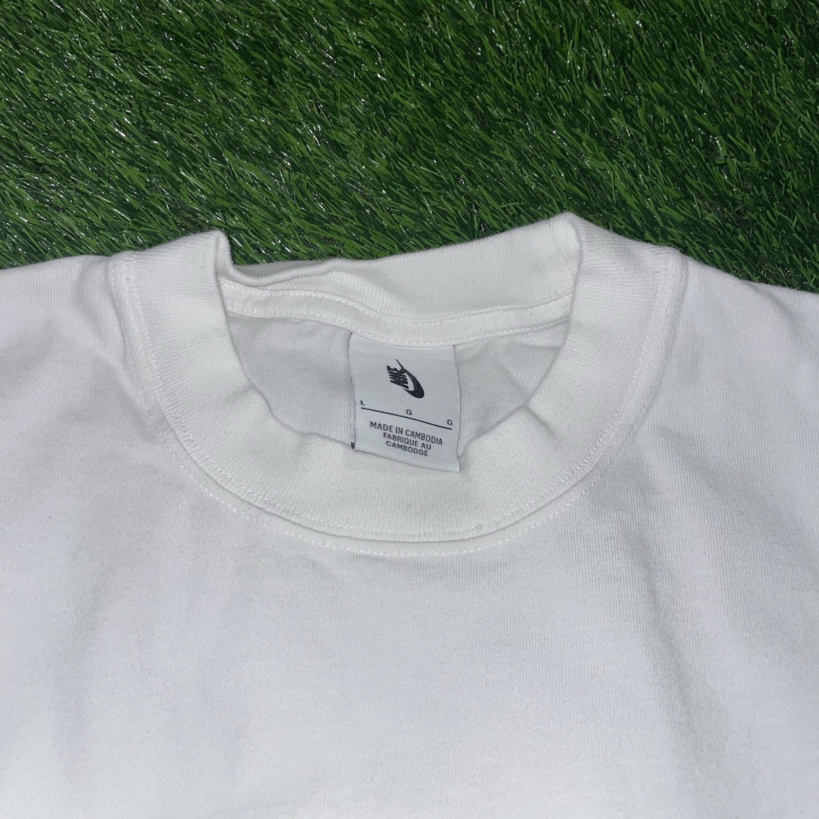Nike Air Hello Kitty White Tshirt Size Large DR6074-100 Sanrio Co White Swoosh gallery