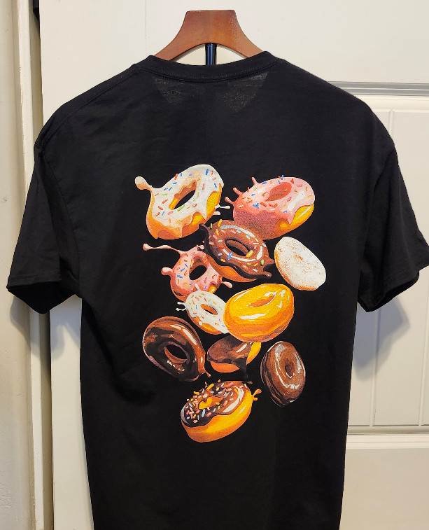 BRAND NEW DUNKIN’ DONUTS UNIFORM DRINKS SHIRT W/NAME TAG – SIZE EXTRA LARGE