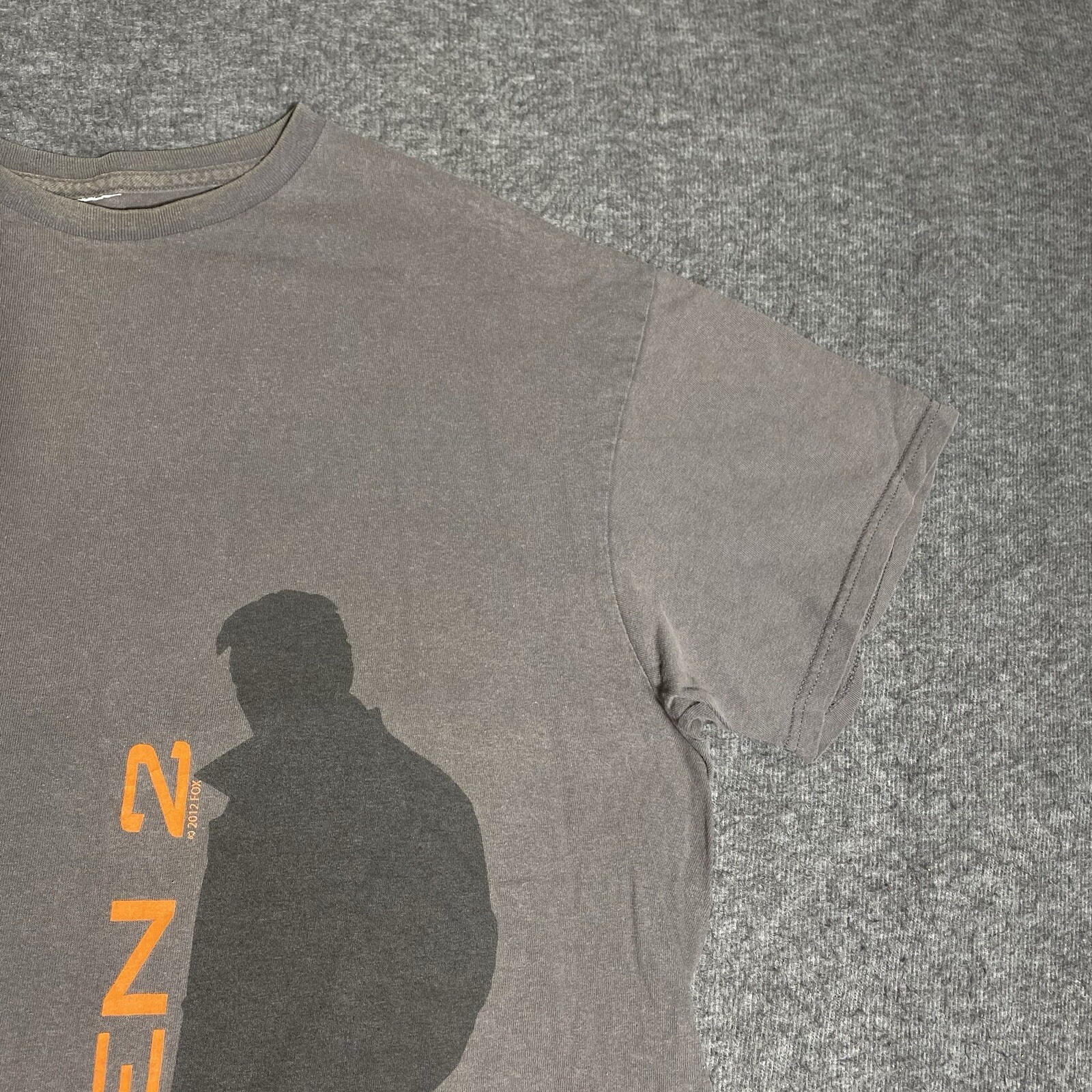 Taken 2 Promo Shirt Mens XL Gray Liam Neeson Movie Action Film Rare Double Sided gallery