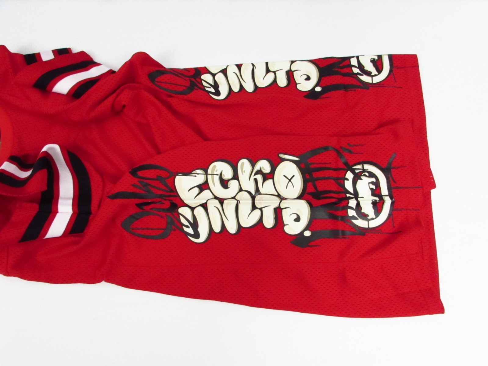 Ecko Un-Limited Edition Jersey Men’s Size Medium True Red NWT. gallery