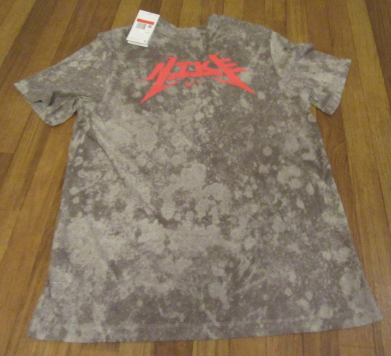 Nike Dri-Fit Heavy Metal Logo Tee T-Shirt Size Large Multi DH0220 033 Brand New gallery