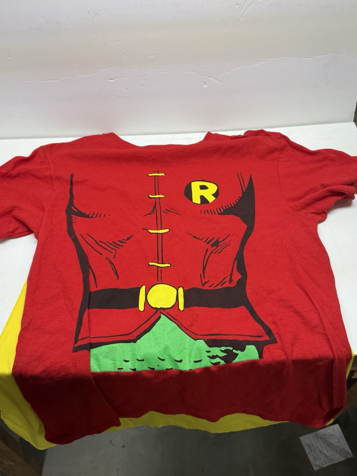 DC Comics Batman Originals Size Medium Robin Red Tee Shirt Yellow Removable Cape gallery