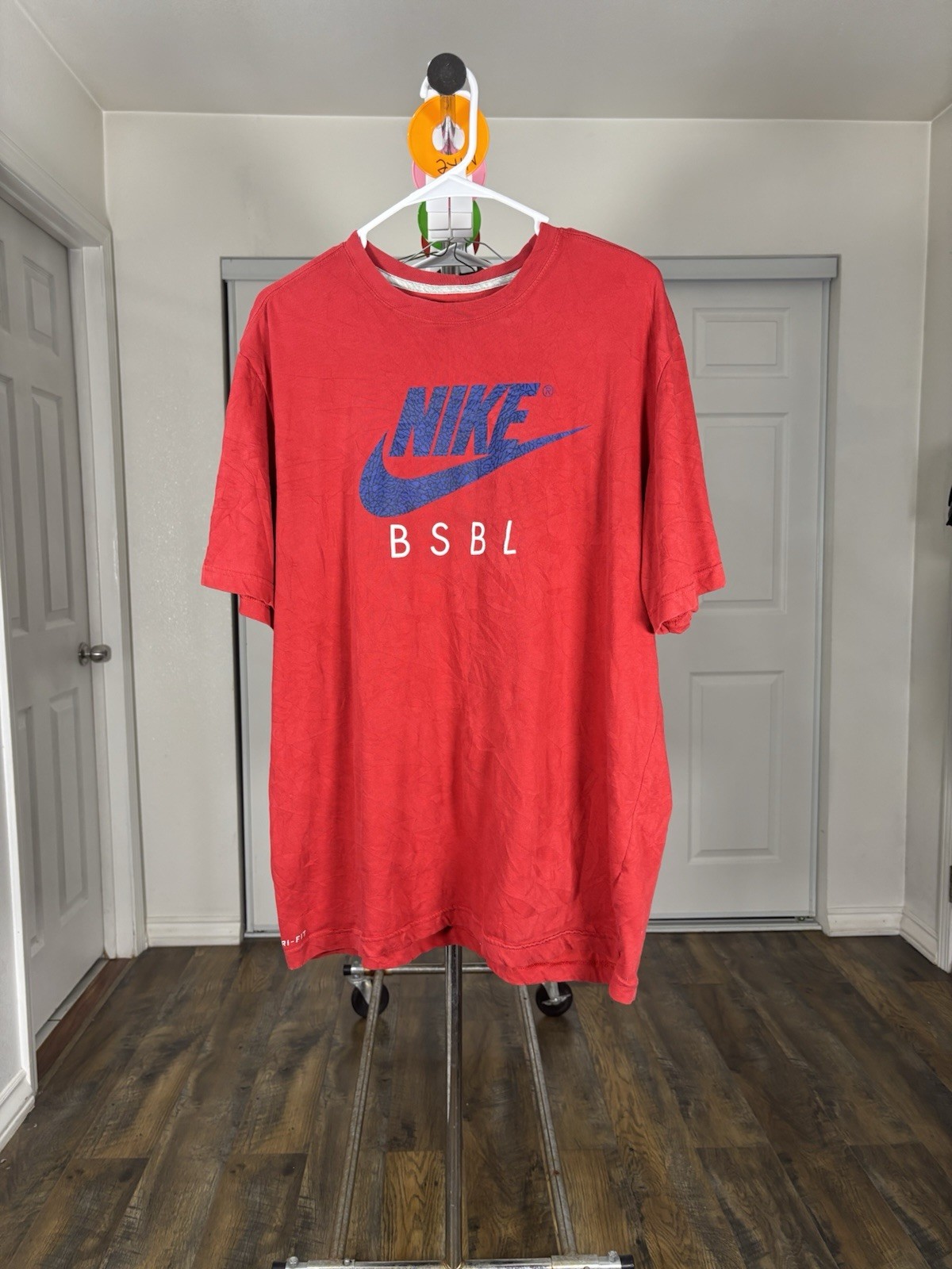 Nike Dri-FIT BSBL Logo Graphic Men's Red Short Sleeve Crew Neck T-Shirt XL gallery