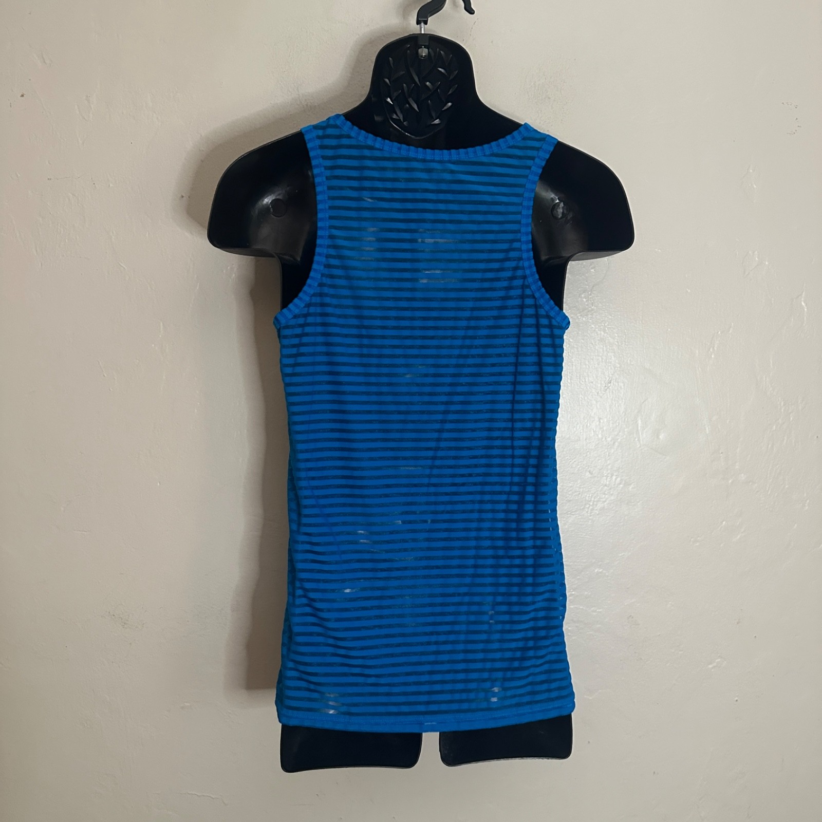 JJ Malibu Mesh Stripe Tank Top Small Gently worn 80% polyamide/20% elastane gallery