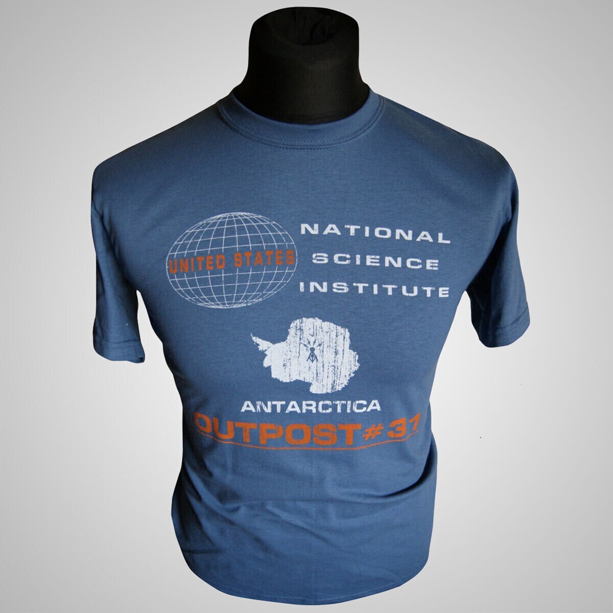 Outpost 31 T Shirt Retro Movie Horror The Thing Antartica Alien Indigo Blue gallery