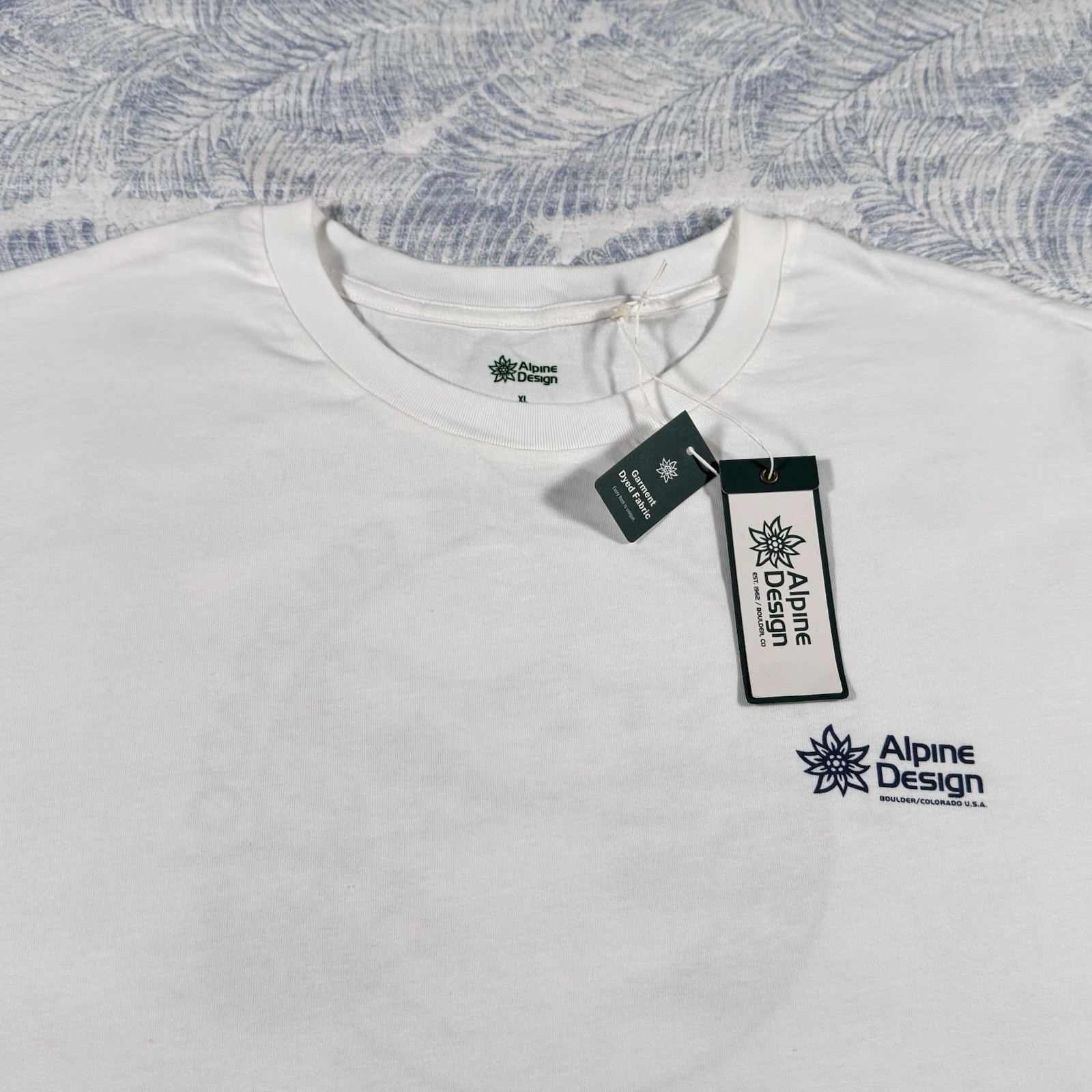 Alpine Design Rocky Mountains Colorado T-Shirt Mens Size XL White Organic Cotton gallery