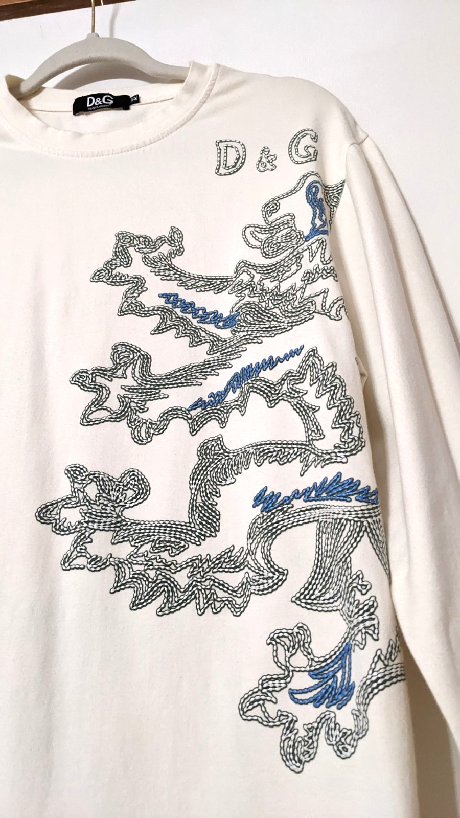 D&G long sleeve Embroidered shirt unisex,size XL gallery
