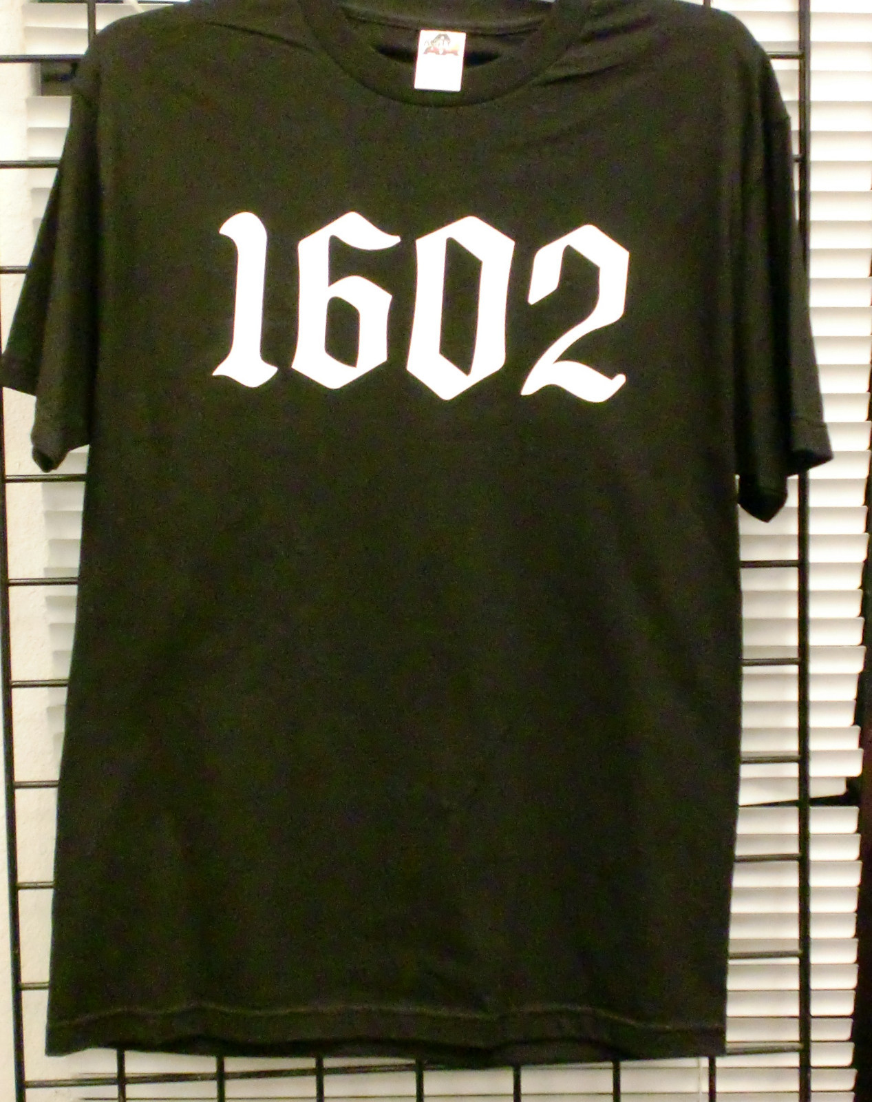 1602 T-SHIRT PACIFIC BEACH CALIFORNIA T-SHIRT gallery