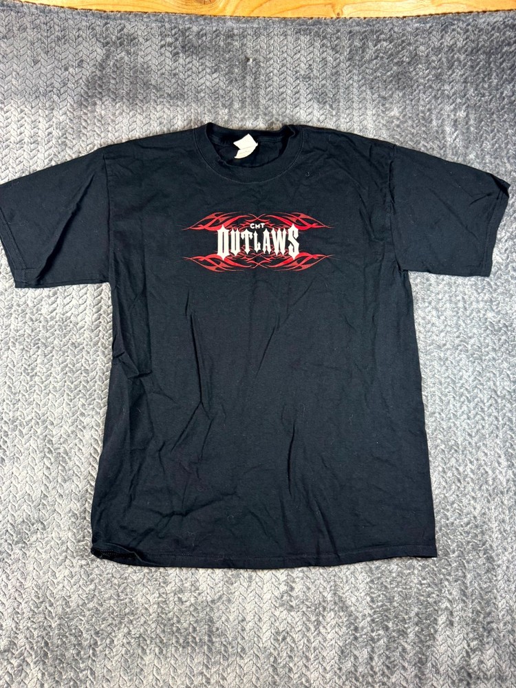 Gildan Activewear Ultra Cotton Heavyweight T Shirt Men Large CMT Outlaws Graphic