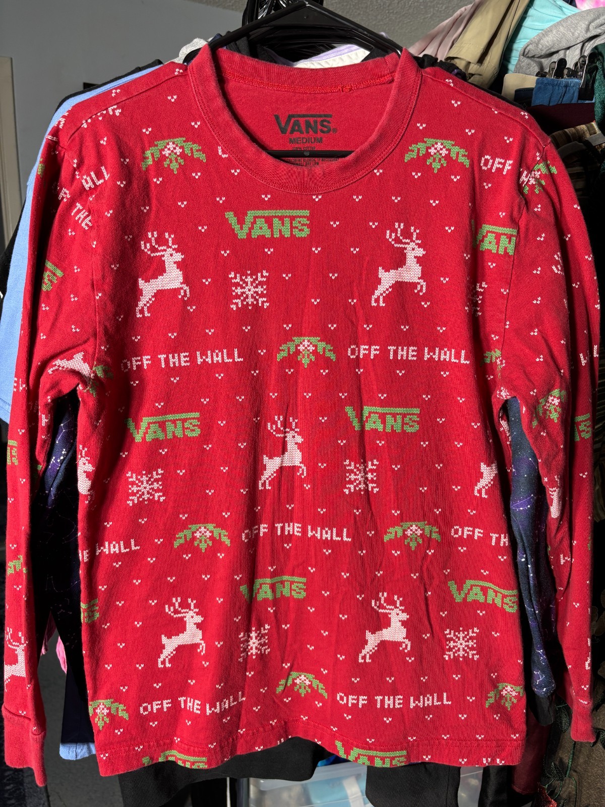 VANS Off the Wall Holiday 100% Cotton All-Over Print Long-Sleeve T-Shirt SZ Med gallery