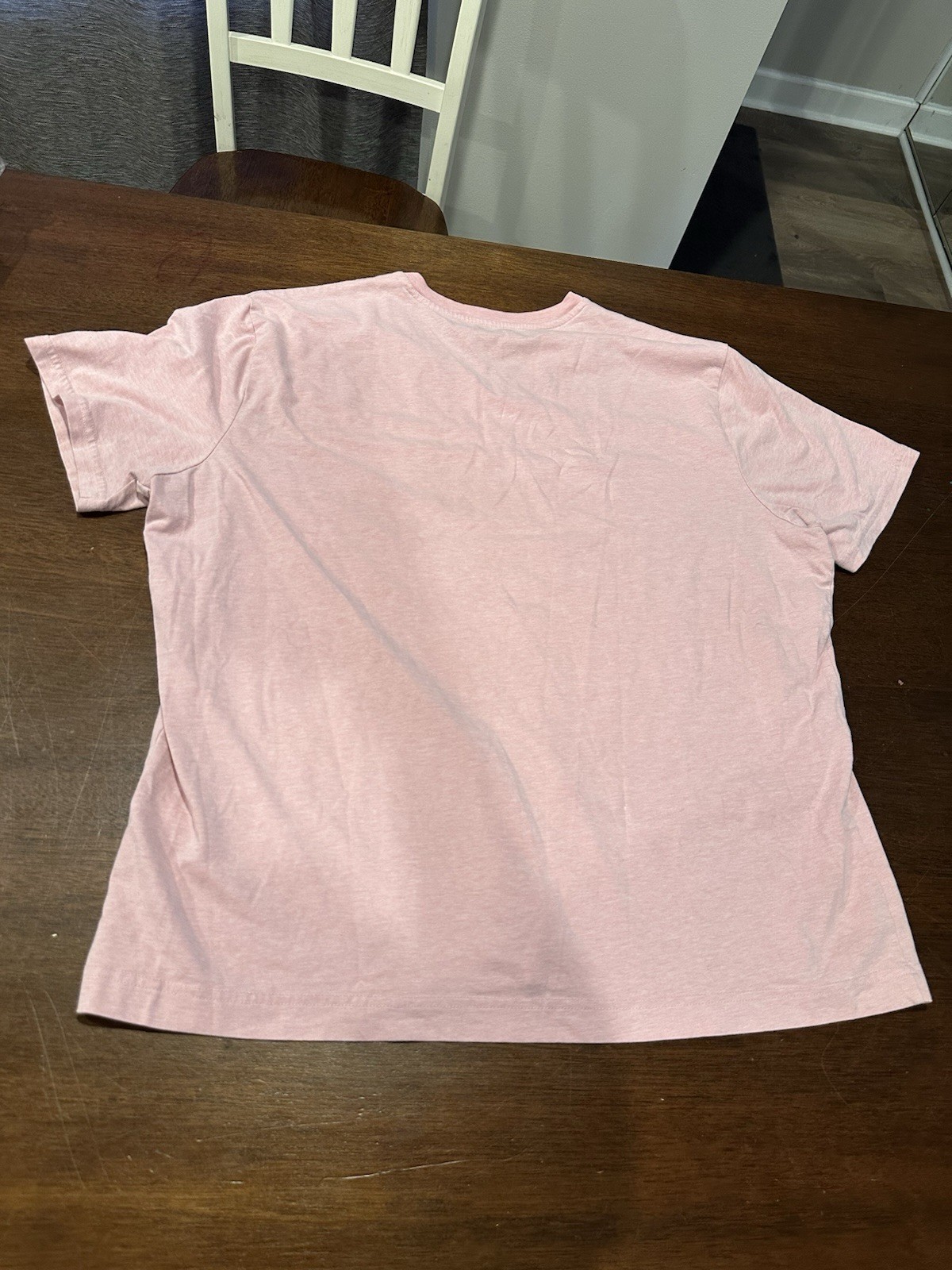 Banana Republic Premium Wash Men's XL Pink Solid V-Neck Short Sleeve T-Shirt gallery