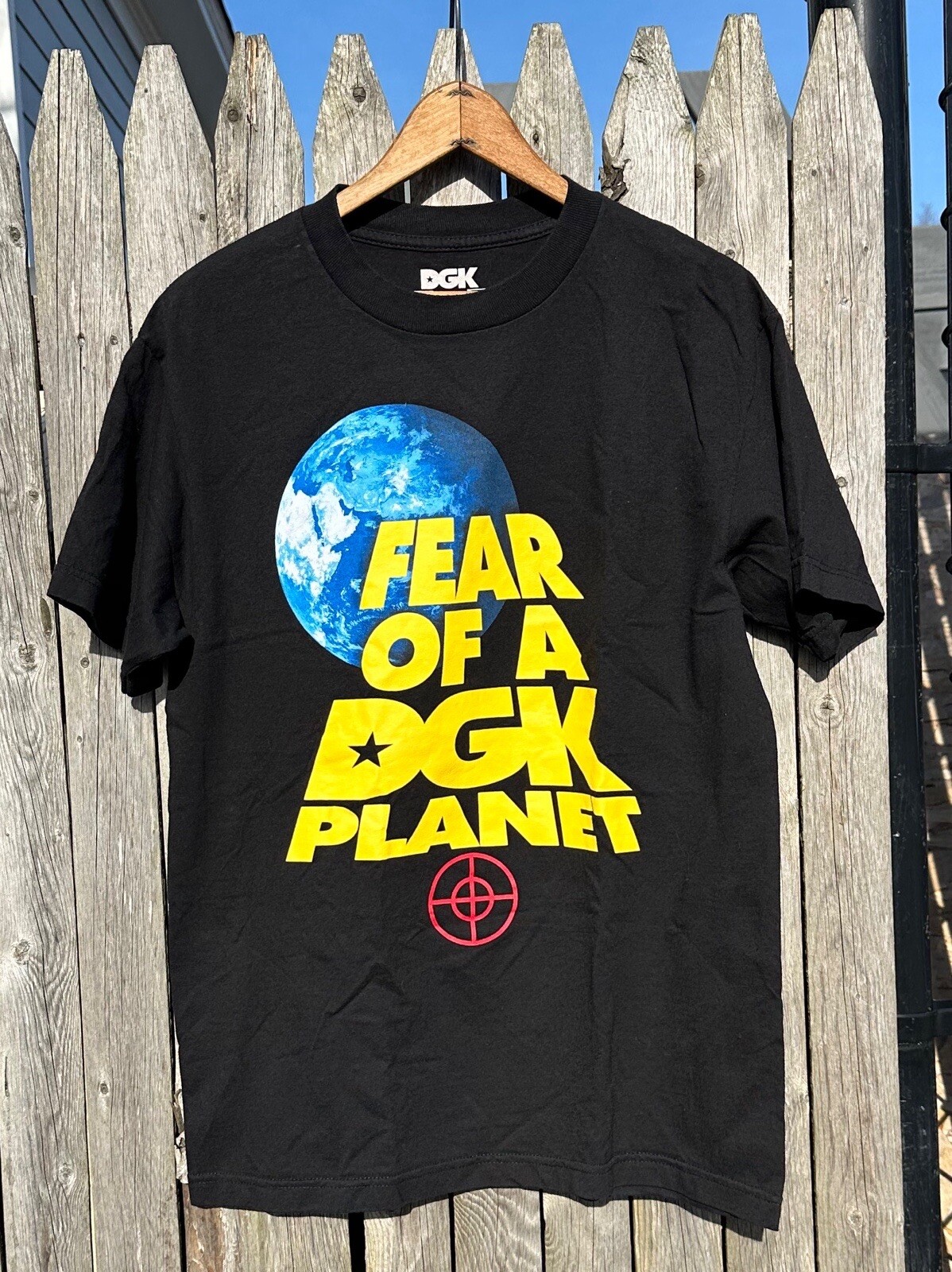 DGK Fear Of A Dirty Planet Tee Mens Medium Public Enemy Style Rap Shirt Ghetto gallery