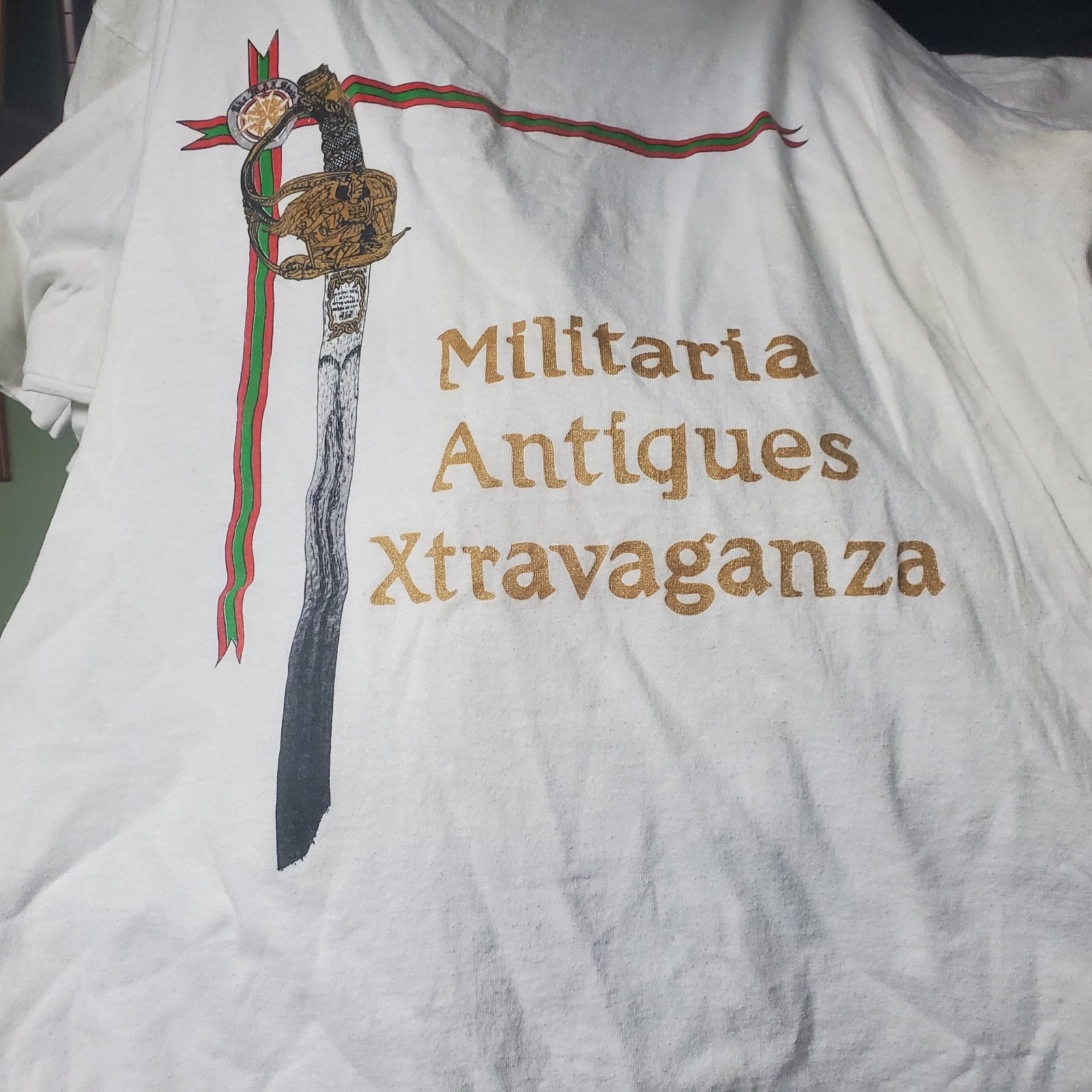 Vintage 90s Jerzees Militaria Antiques Extravaganza "MAX" Show Graphic Shirt XL gallery