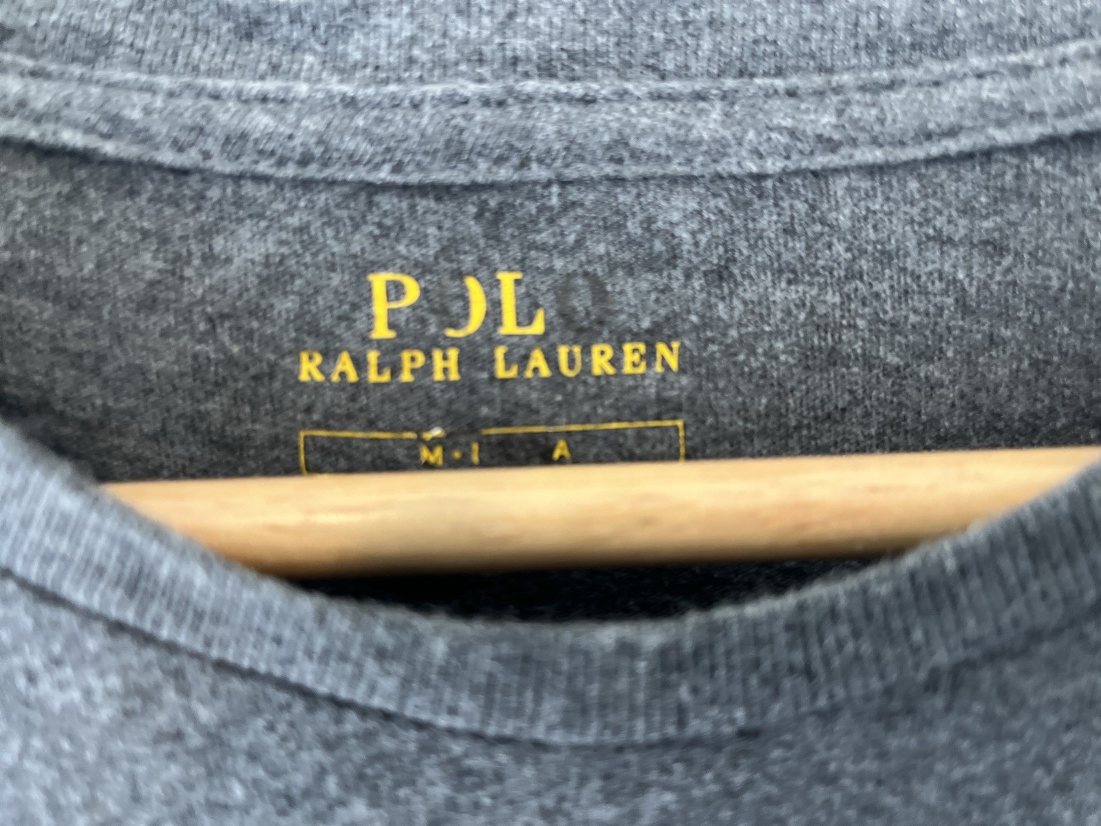 Polo Ralph Lauren Gray Tee Shirt Size M – Pit 21 inch – Good Condition gallery