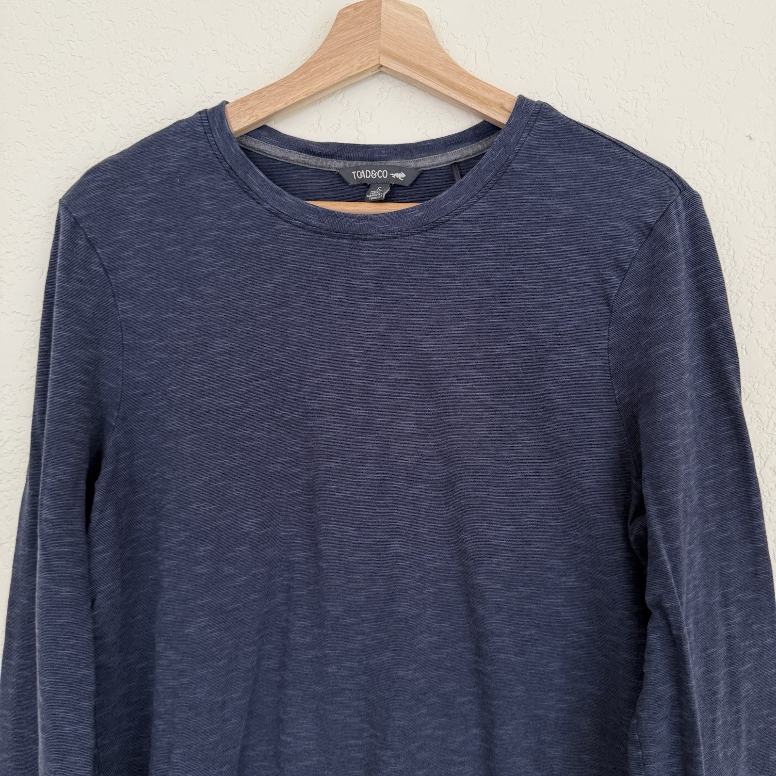 Toad and Co Tempo Long Sleeve T Shirt Mens Small Crew Neck Blue Organic Cotton gallery