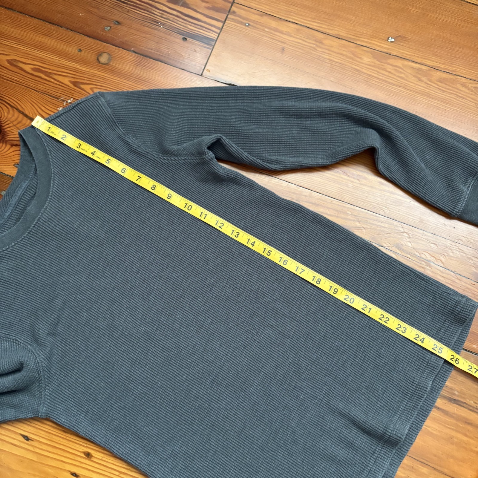 Vintage Y2K Thermal Waffle Knit Shirt Men's Size S Gray Grunge gallery