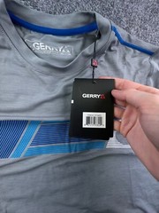GERRY Mens Gray Blue Crew Neck Long Sleeve Shirt Size Small NWT Sun Protection