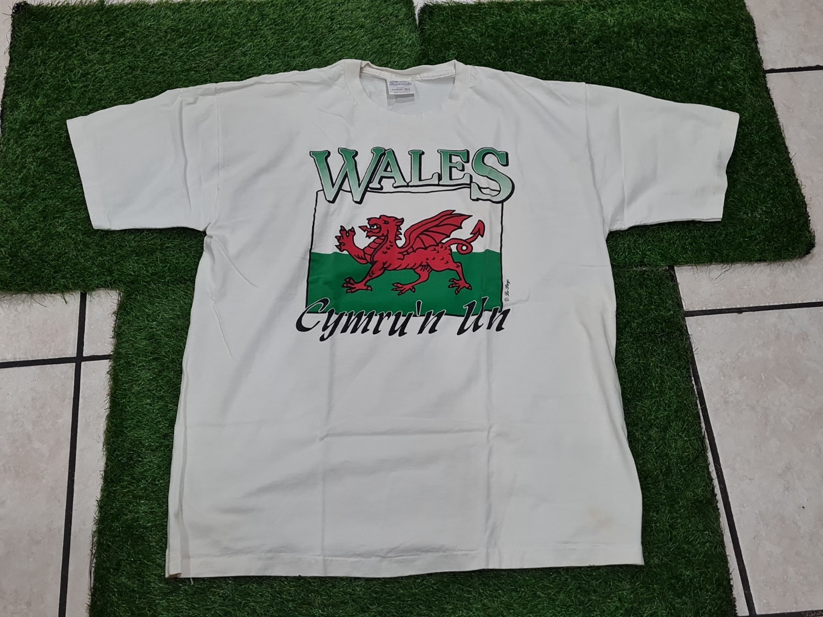 90's CYMRU WALES UNITED KINGDOM DRAGON SINGLE STITCH T-SHIRT SIZE XL (23×30) USA gallery