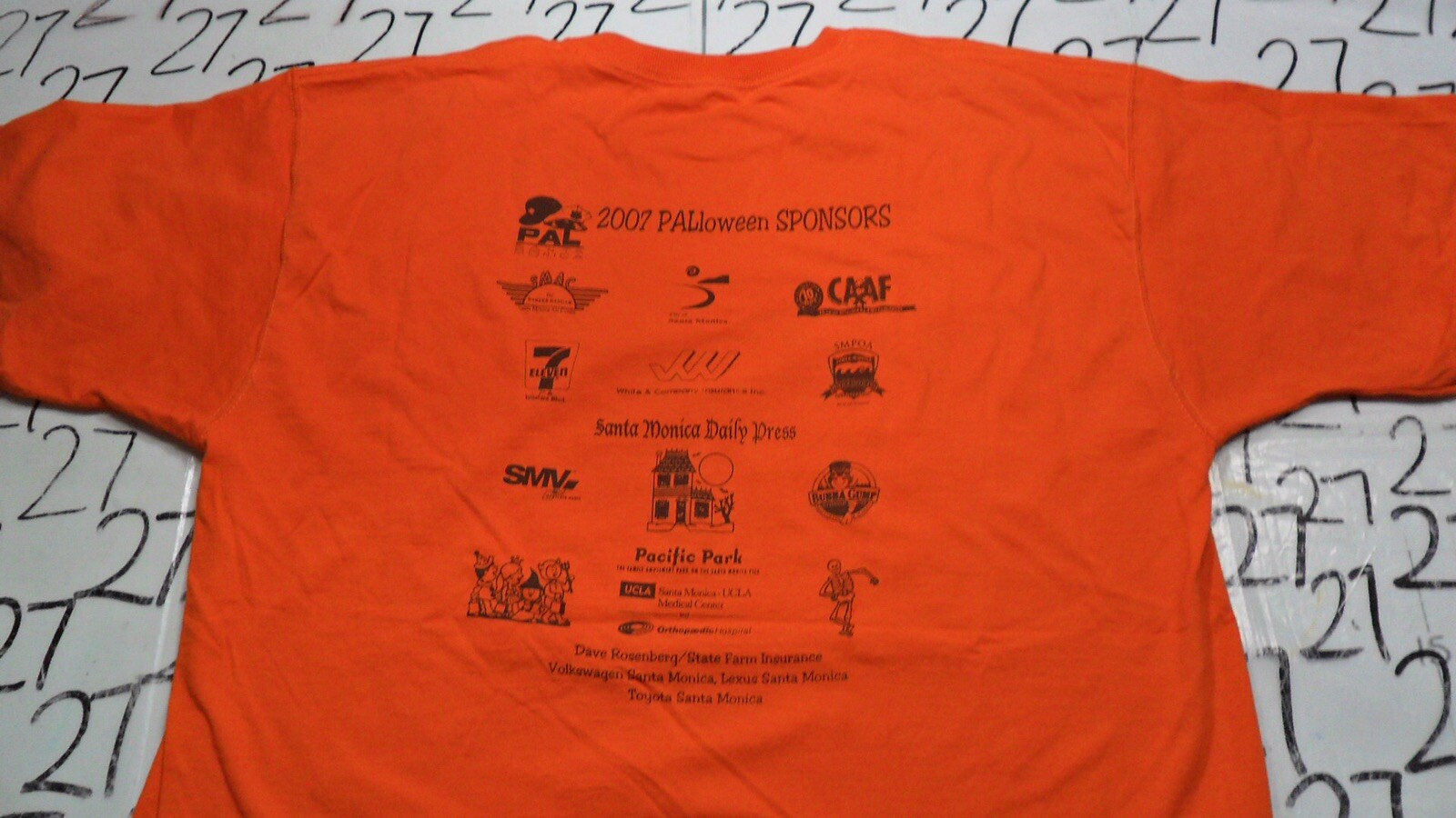 XL Pal’loween 2007 Barker Hanger Shirt gallery