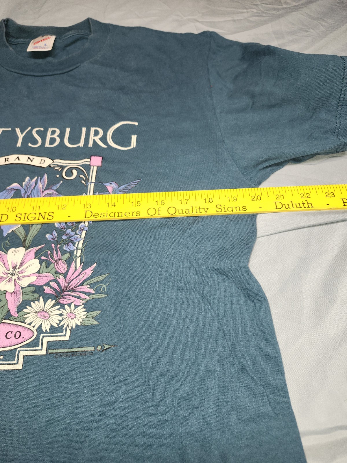 Vintage Made In The USA T Shirt Large Gettysburg Wildflower Hummingbird gallery