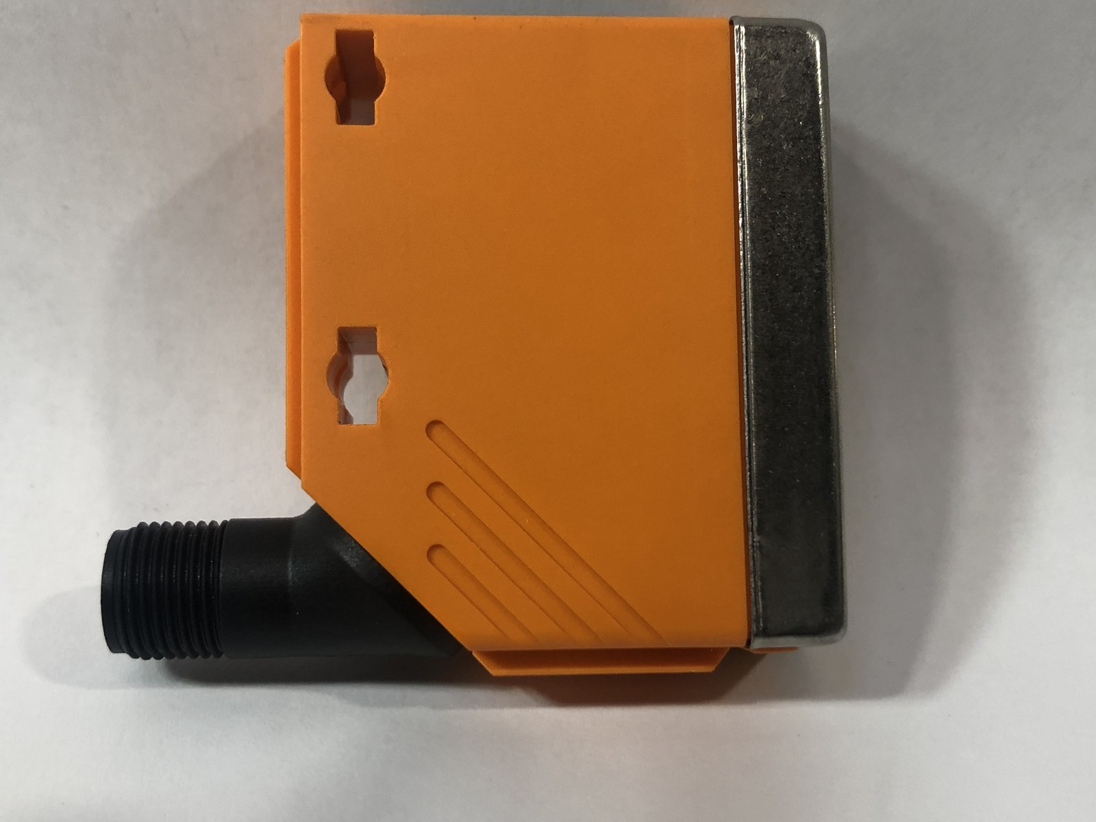 IFM O5H200 Diffuse Reflection Sensors with Background Suppression – Great