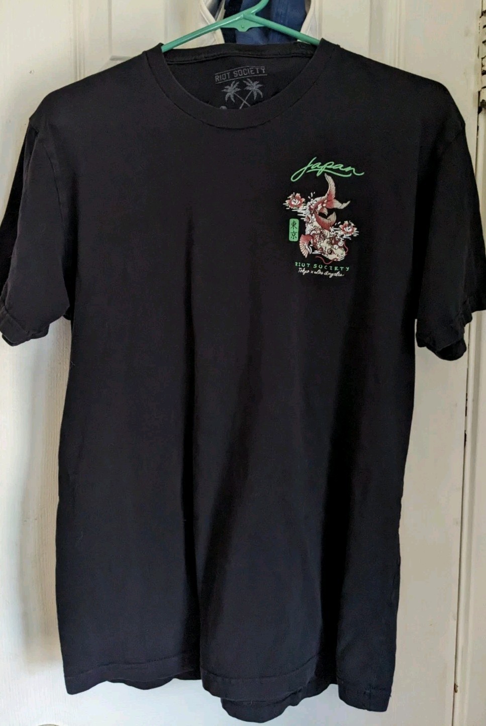 RIOT SOCIETY Tokyo Los Angeles koi fish Cotton Men's t-shirt tee Size L Black gallery