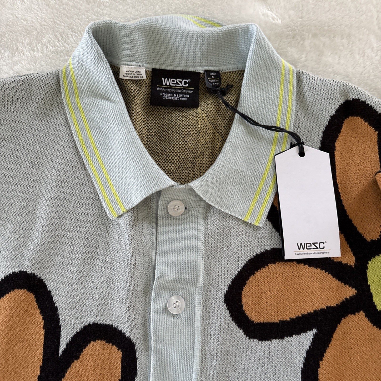 WESC Polo Unisex Mens M Womens L Button Up Shirt Sweater Big Flowers 70s SS Soft gallery