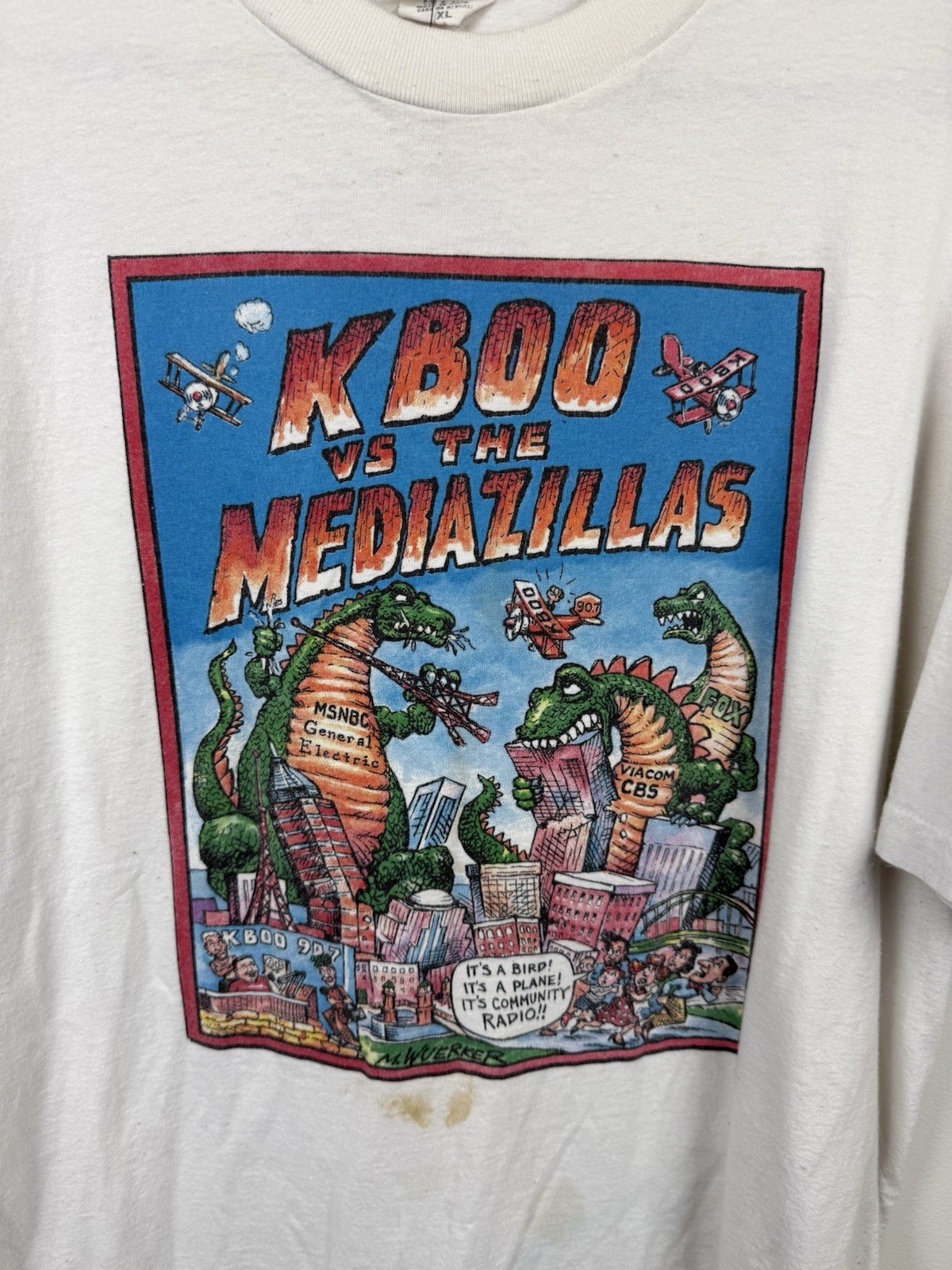 Vintage 90s Distressed KB00 Vs The Mediazillas Graphic White T Shirt Sz XL Stain gallery