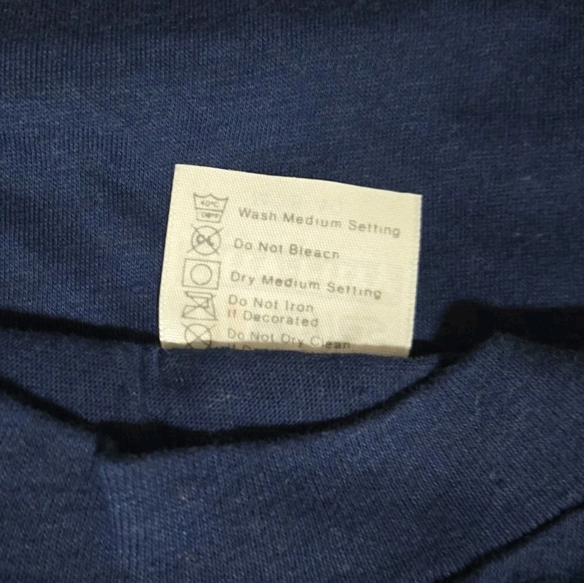 RARE UNIQUE Vintage 80's Single-Stitch Novelty Humor Tee Unisex M - I'm Eclectic gallery