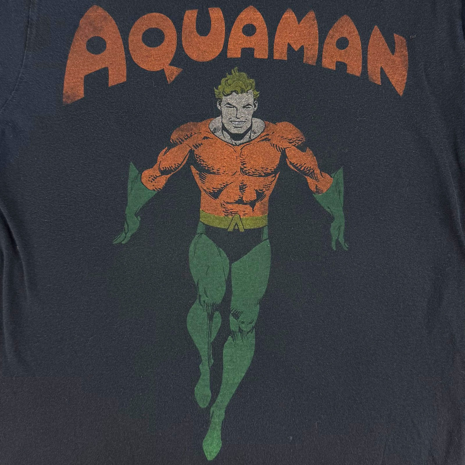 DC Comics Vintage Aquaman T Shirt 1990s Y2K Arthur Curry on Changes Adult Size M gallery