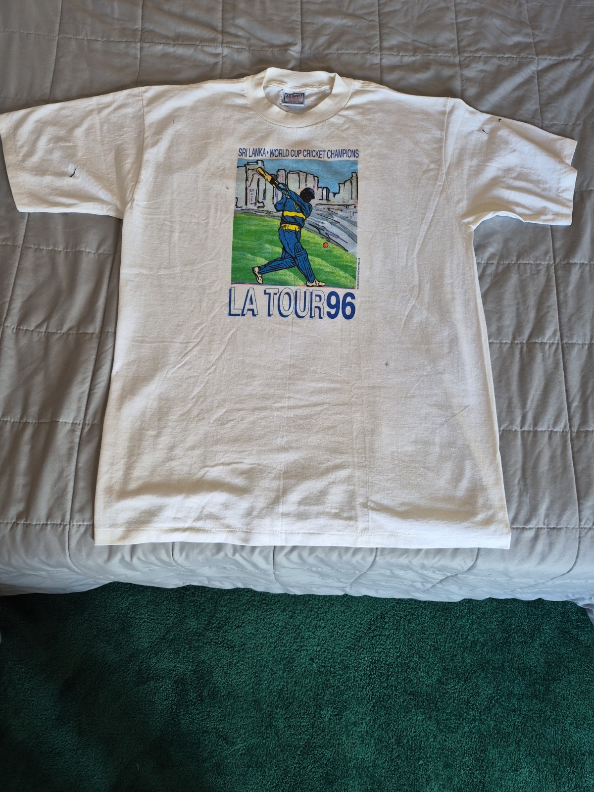 Vintage World Cup Cricket Champions Sri Lanka XL LA TOUR 96 Signatures On Back gallery