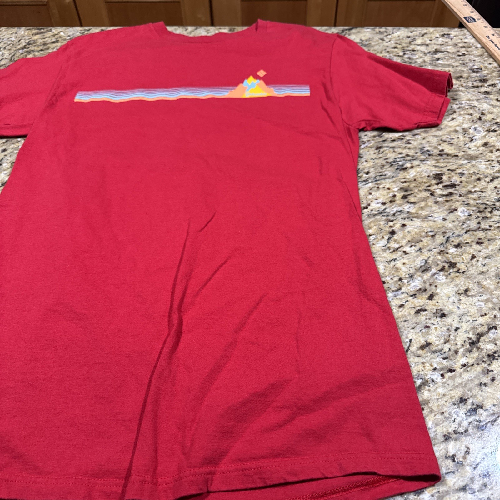 Columbia Sportswear Mens Size Medium Striped Graphic T-Shirt Heather Red Cpix gallery
