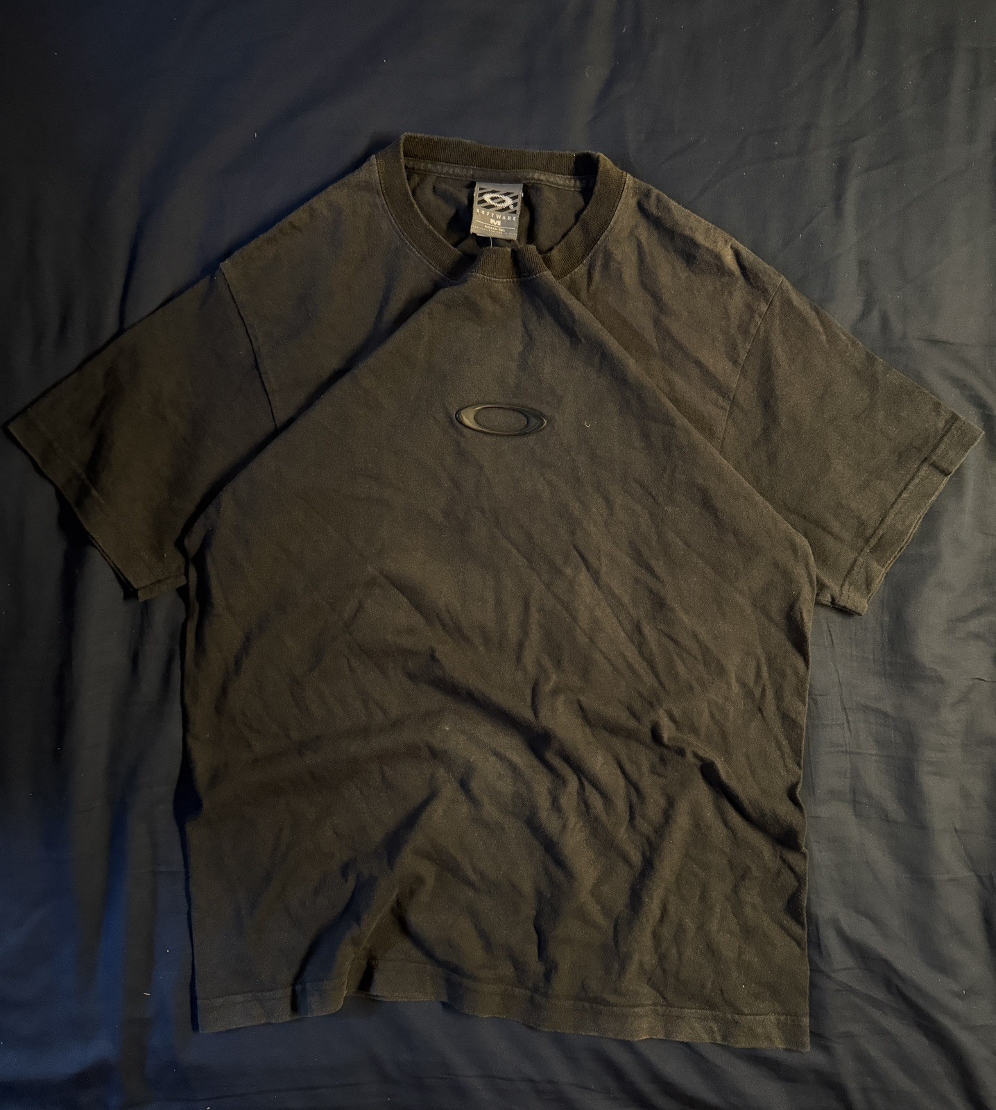 Vintage 90’s Y2K Oakley Centre Logo Software T shirt – Size L
