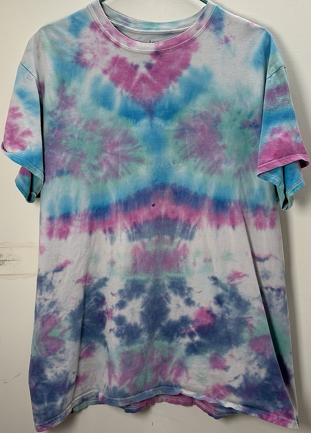 George Men’s XL Tie Dye T-Shirt Short Sleeve 100% Cotton Blue Pink Green Vibrant