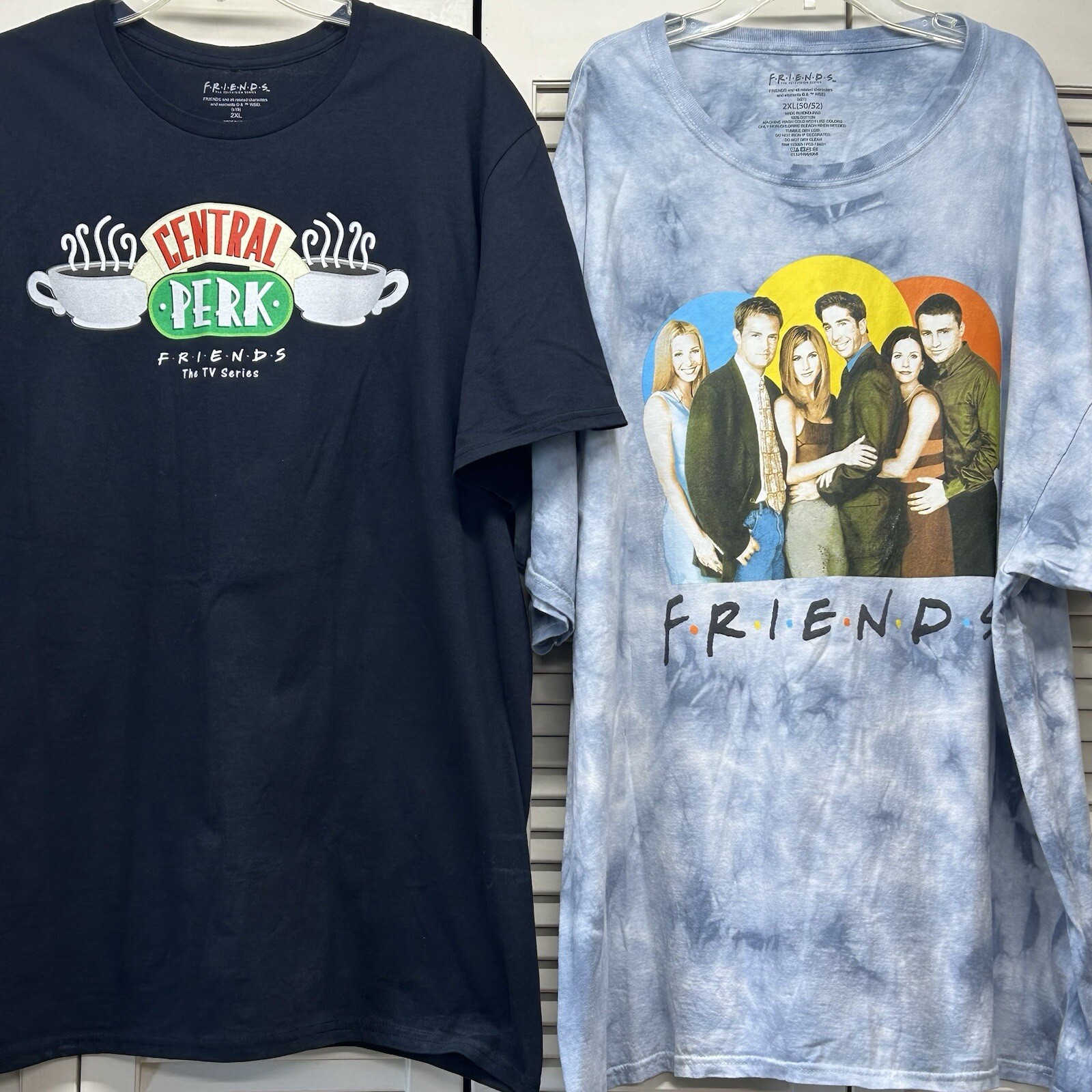 Friends T-shirts Lot of 2 Short Sleeves Size 2XL Friends Graphic 100% Cotton