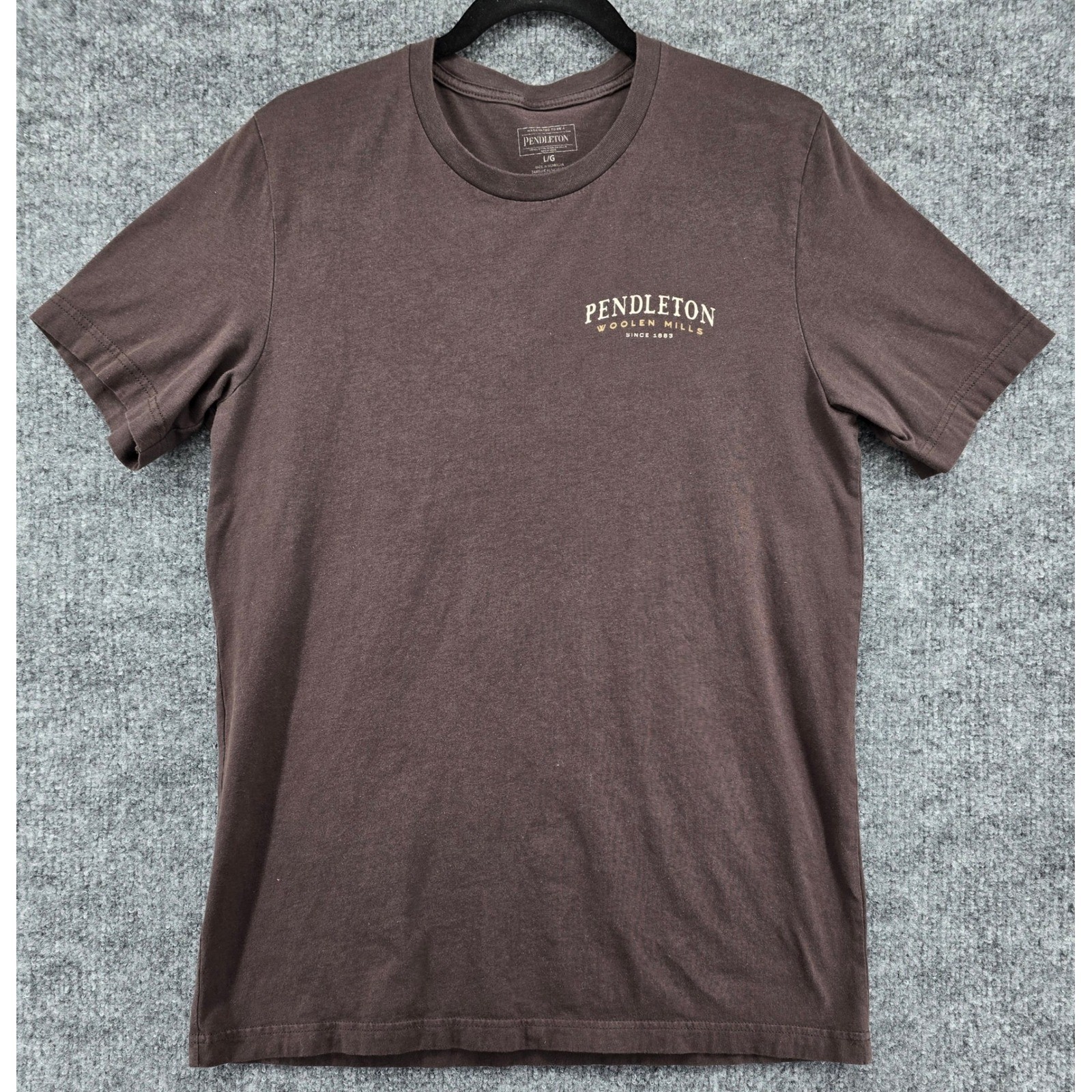 Pendleton Graphic T-Shirt Mens L Brown Short Slv Cotton Logo Western Tribal Bull gallery