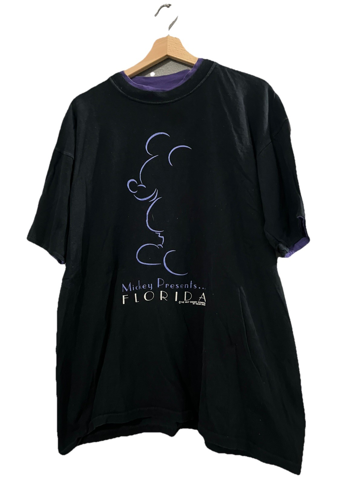 Vintage Mickey Mouse Disney T-Shirt Size XL Black 80s 90s Florida Disney Tee gallery
