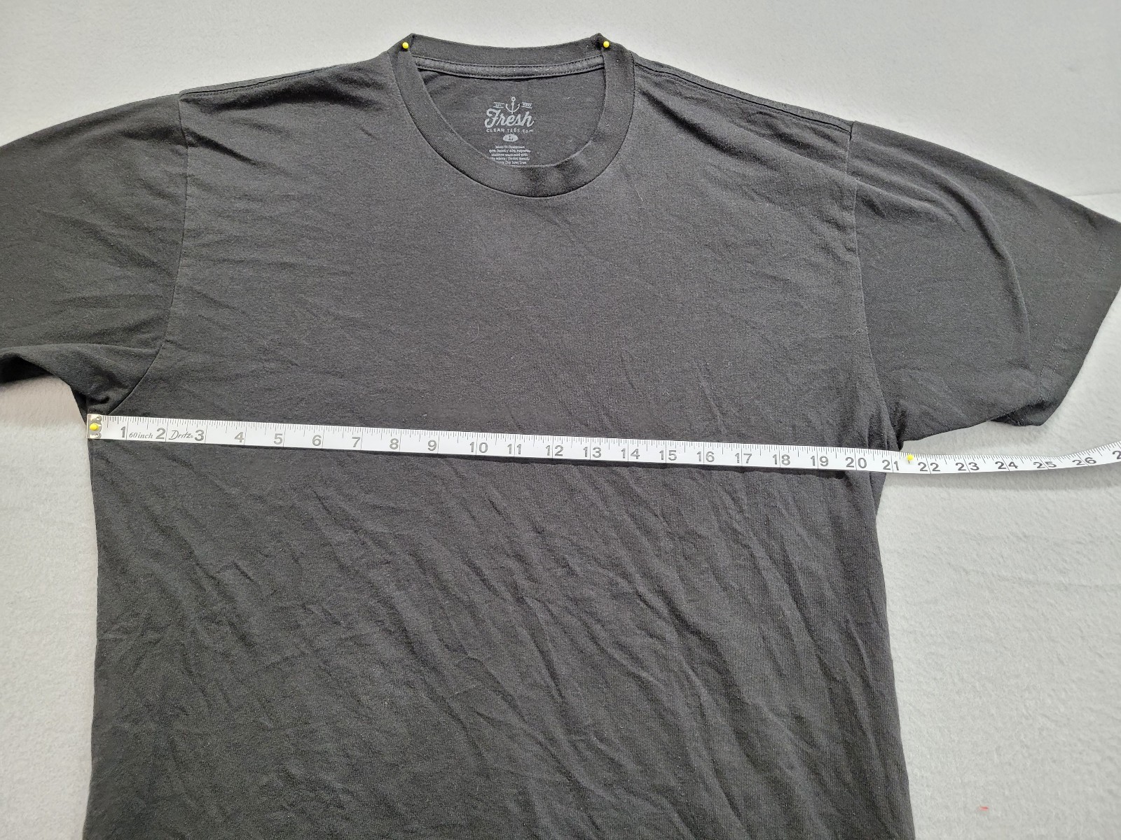 Fresh Men Shirt L Gray Short Sleeve Crew Neck Flat Front Comfort Pullover Tee gallery