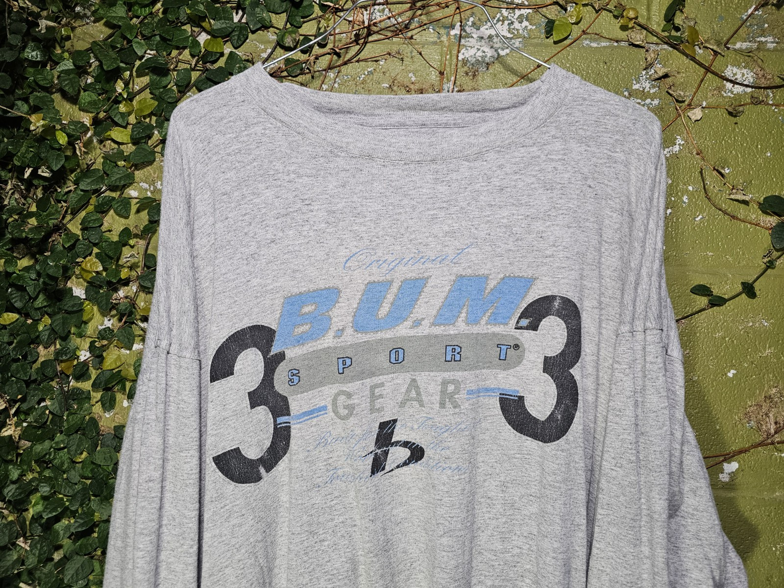 Vintage 90s B.U.M. Equipment Sport Gear Essential T-shirt Sz L RELAXED FIT gallery