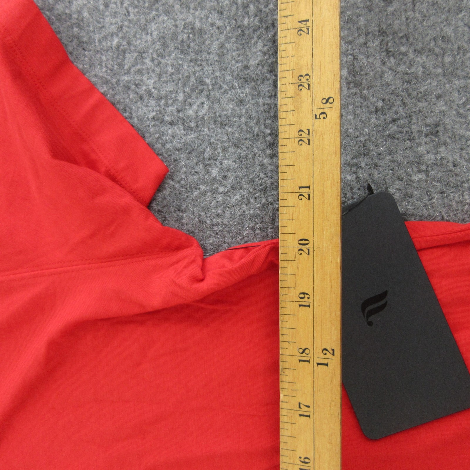 Fabletics Shirt Mens Large Red Short Sleeve Crewneck Stretch Top 24-7 Tee gallery