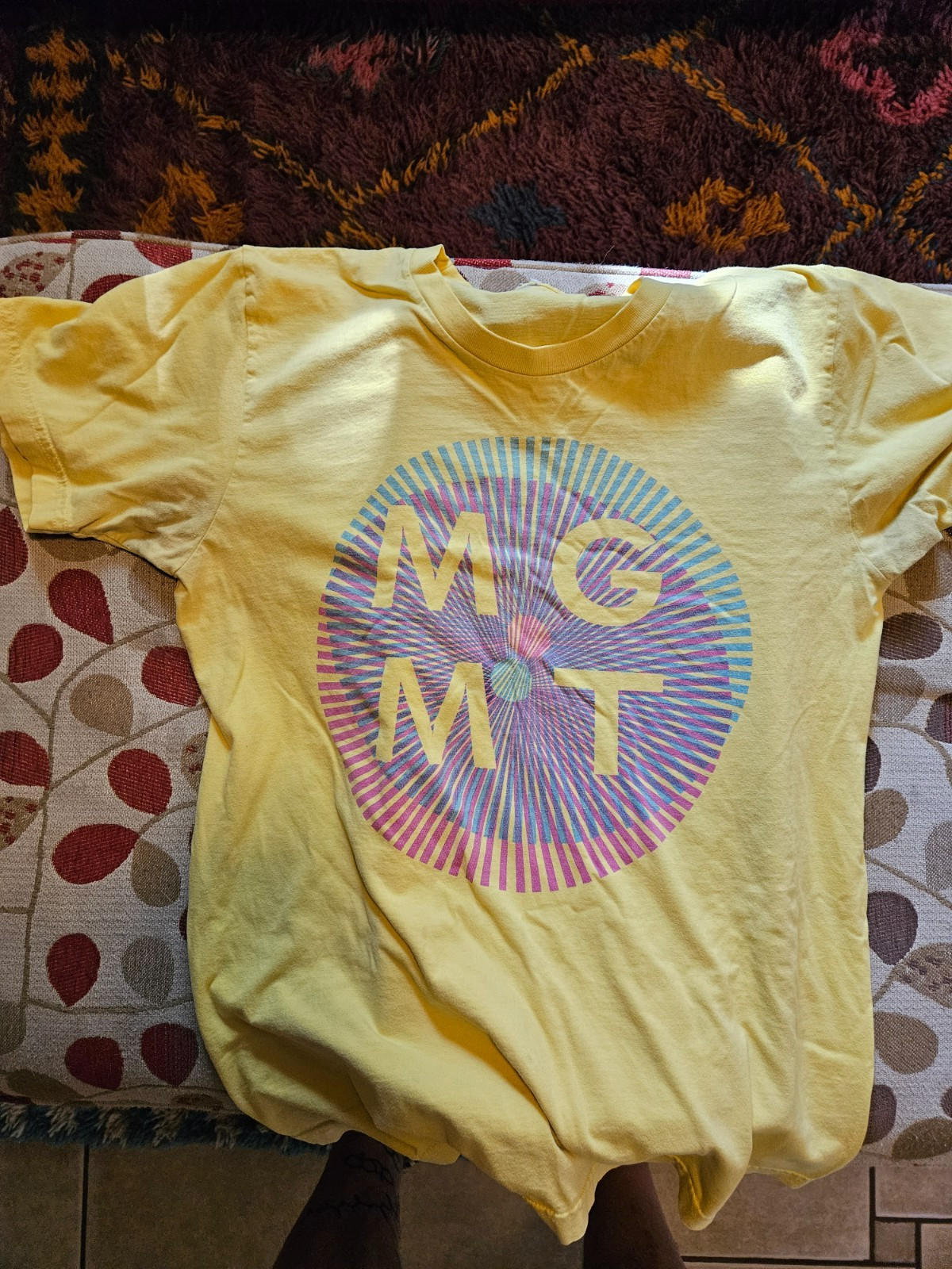 Mgmt Op Art Shirt tee Yellow S band rock vintage y2k (has wear)