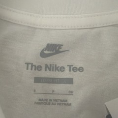 Nike The Nike Tee Max Volume Graphic White Loose Fit Men’s T-Shirt S